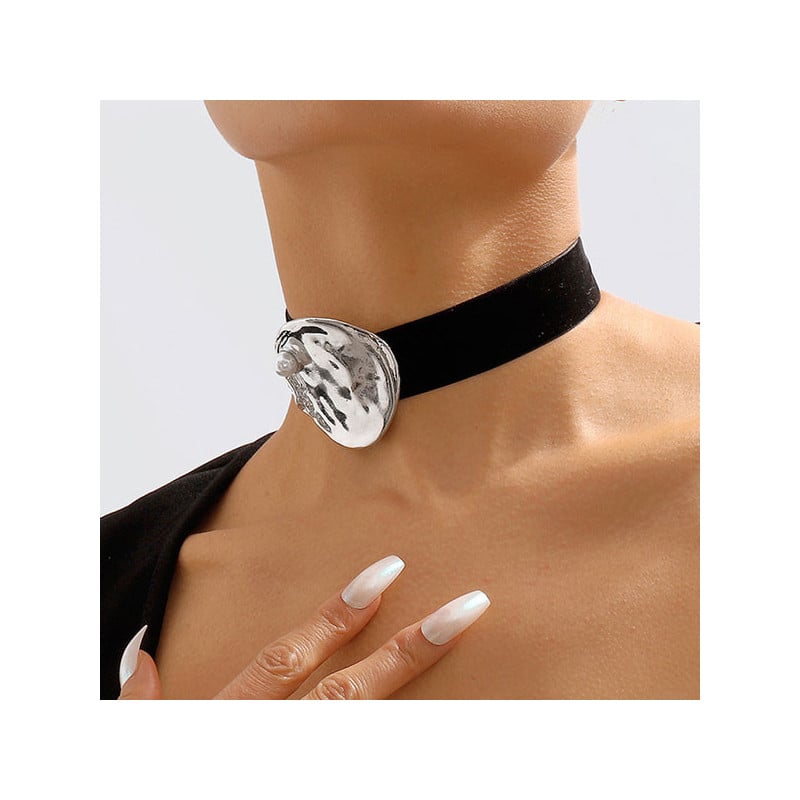 Black velvet choker - Necklaces
