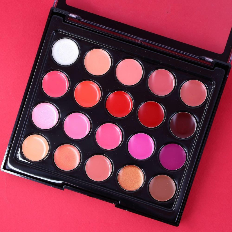 Palette de 20 rouges à lèvres - Lèvres