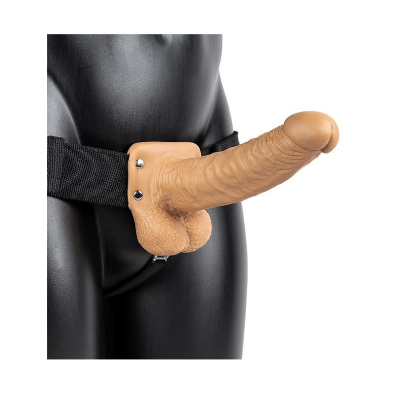 Gode ceinture creux Hollow Strap On RealRock 18 x 4.5cm - Belt dildos for cross-dressers