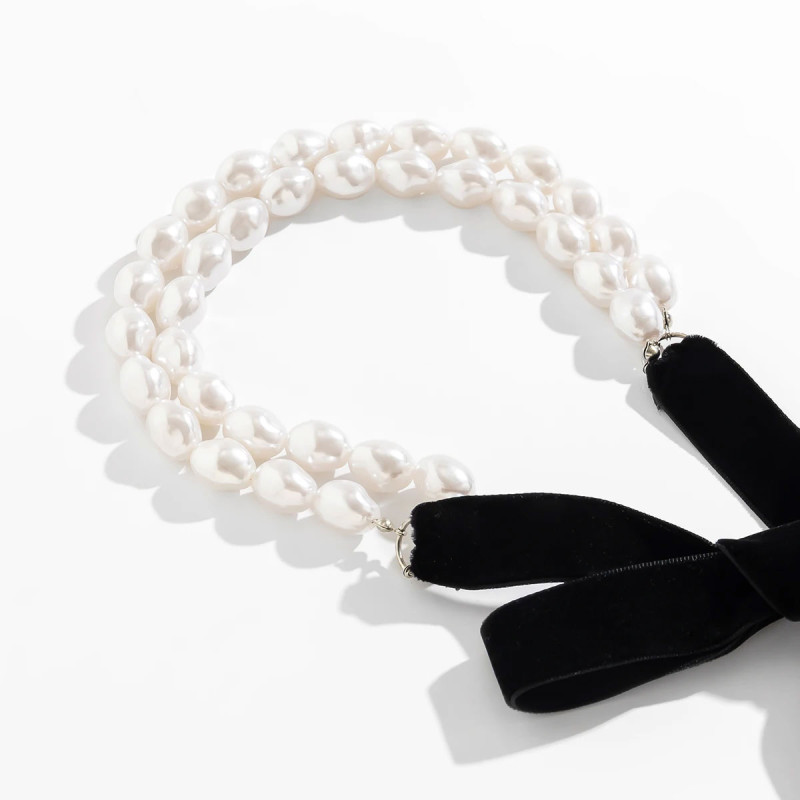 Choker beads and laces - Necklaces