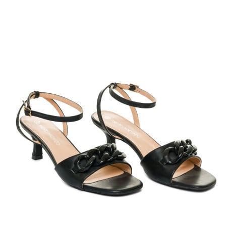 Low black sandals - Open hells and mules Low black sandals - Open hells and mules