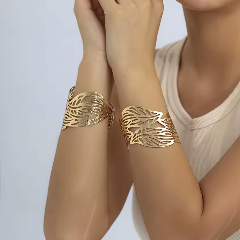 Gold Leaf Cuff - Stretch bracelets