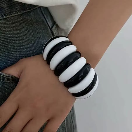 Black and white bracelet - Stretch bracelets