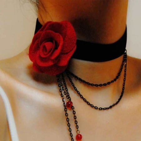 Crew neck with rose - Necklaces Crew neck with rose - Necklaces