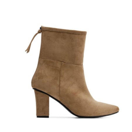 Bottines daim taupe - Bottes grandes tailles pour travestis Bottines daim taupe - Bottes grandes tailles pour travestis